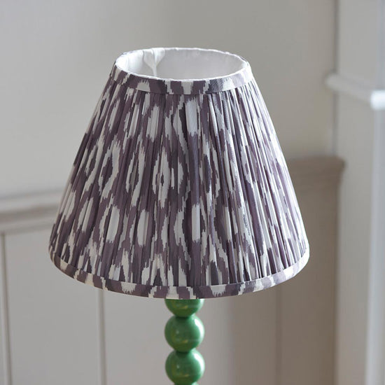 Higgledy And Ikat 25cm Pearl Grey Shade Table Lamp With High Gloss Cotswold Green Base