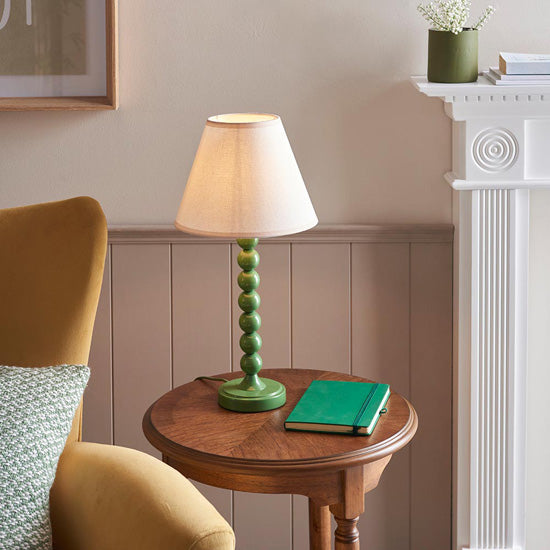 Higgledy And Ivy 25cm Vintage White Shade Table Lamp With High Gloss Cotswold Green Base