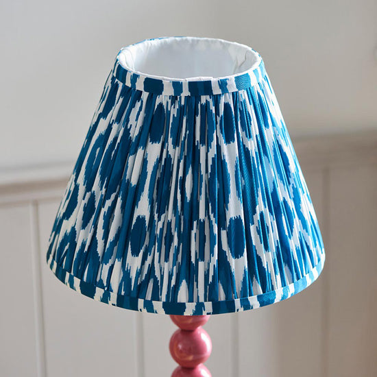 Higgledy And Ikat 25cm Marlin Blue Shade Table Lamp With High Gloss Pink Clay Base