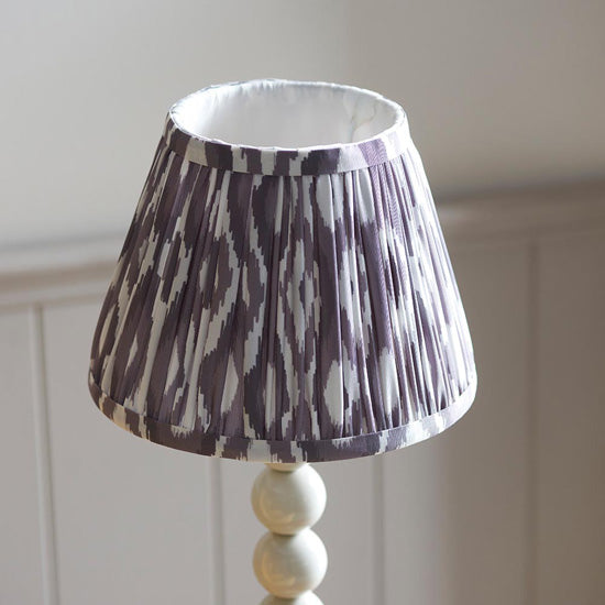 Higgledy And Ikat 20cm Pearl Grey Shade Table Lamp With High Gloss Almond White Base