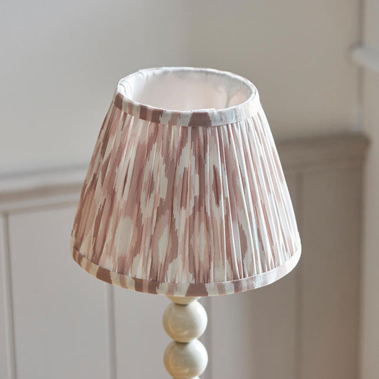 Higgledy And Ikat 20cm Neutral Shade Table Lamp With High Gloss Almond White Base