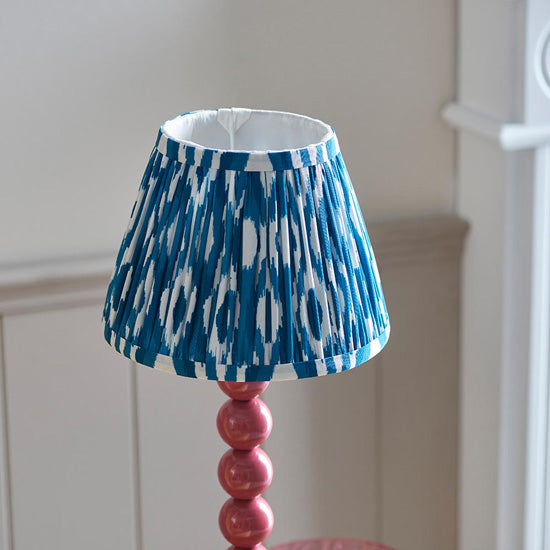 Higgledy And Ikat 20cm Marlin Blue Shade Table Lamp With High Gloss Pink Clay Base